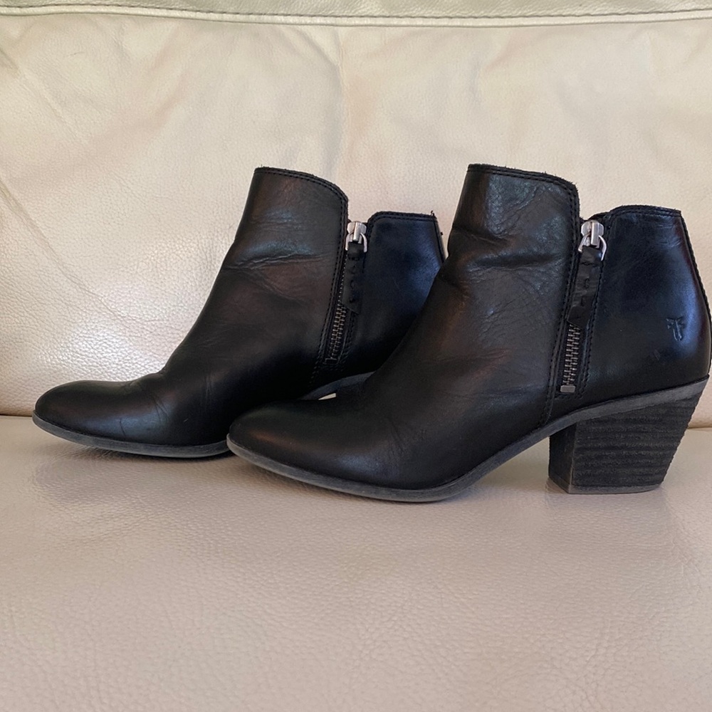 Frye boots sz6.5